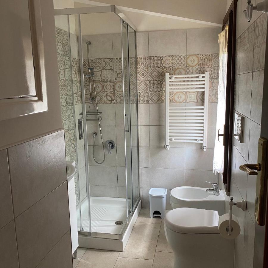 B&B Ai Glicini - Castelli Romani Marino Bagian luar foto